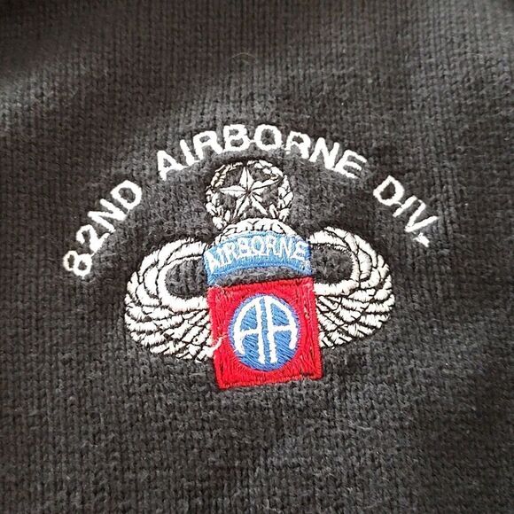 82nd Airborne division United States Army black sweater by Andrew Rohan   Sz L - Picture 4 of 5